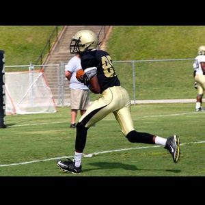 Meet your Posher, Deshaun